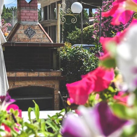 Artemis Hotel Apartments Keramoti  Bagian luar foto