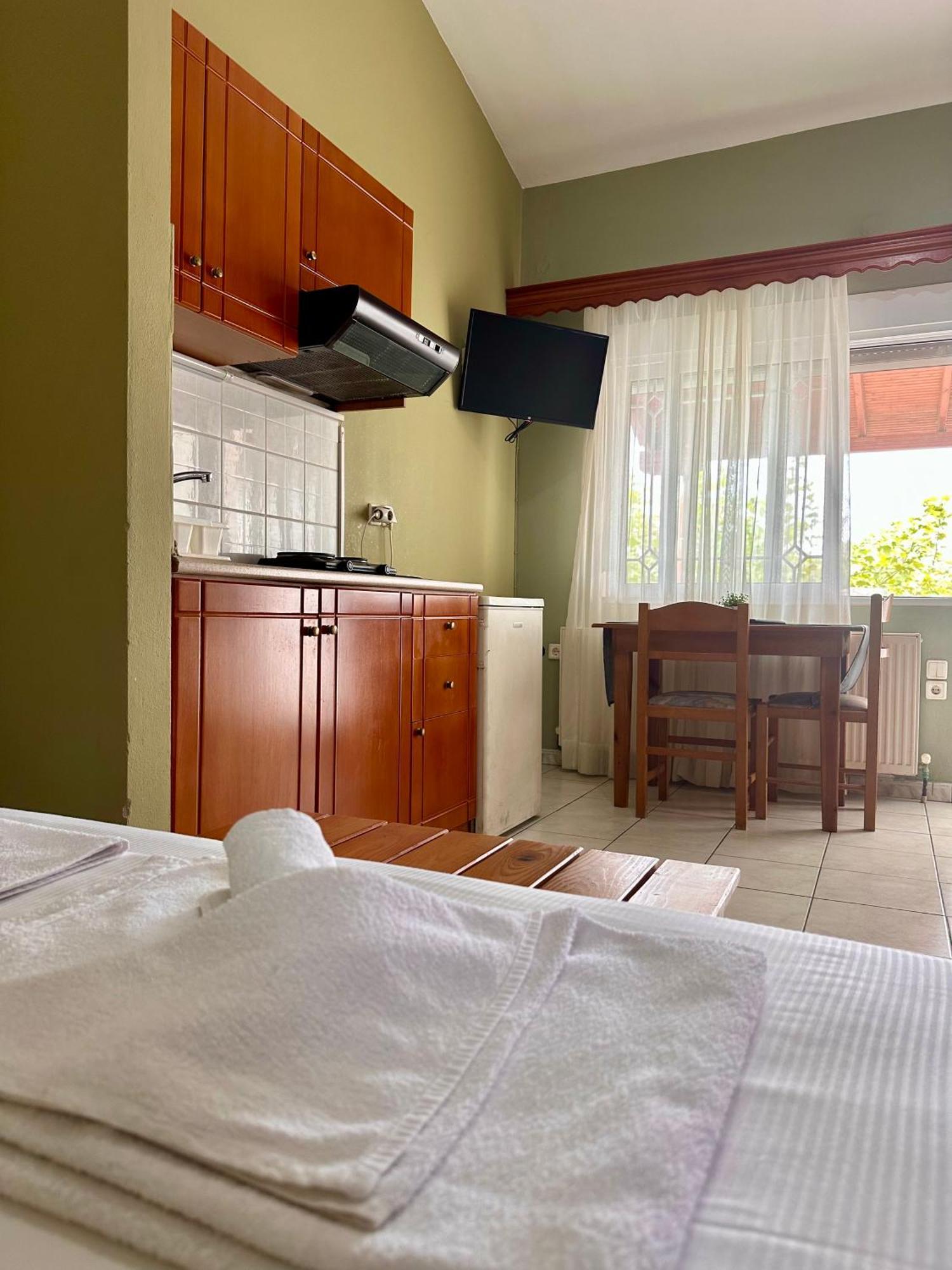 Artemis Hotel Apartments Keramoti  Bagian luar foto
